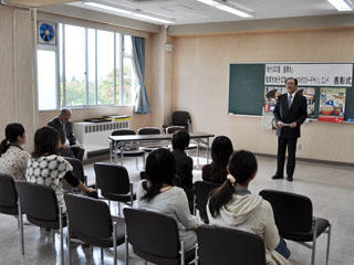 表彰式の様子(主催者あいさつ)